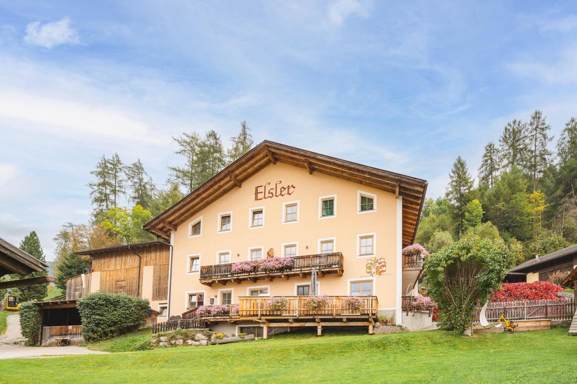 Апартаменты Elslerhof Доббиако Экстерьер фото