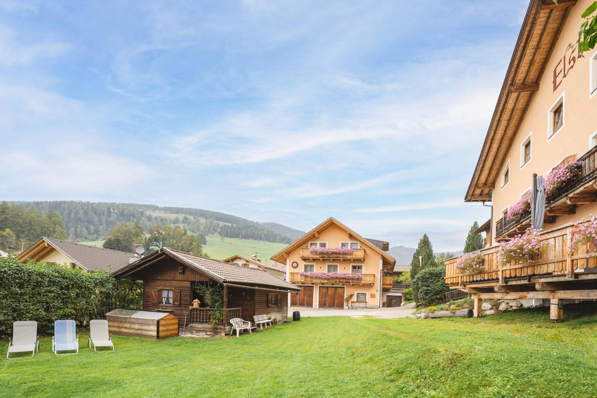 Апартаменты Elslerhof Доббиако Экстерьер фото